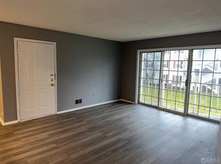 464 Northam Dr, North Brunswick, NJ 08902