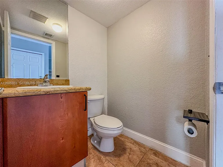 17866 NW 74th Ct — Photo 11