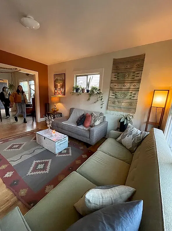 3 bed, 1362 sqft, $2,600 — Photo 4