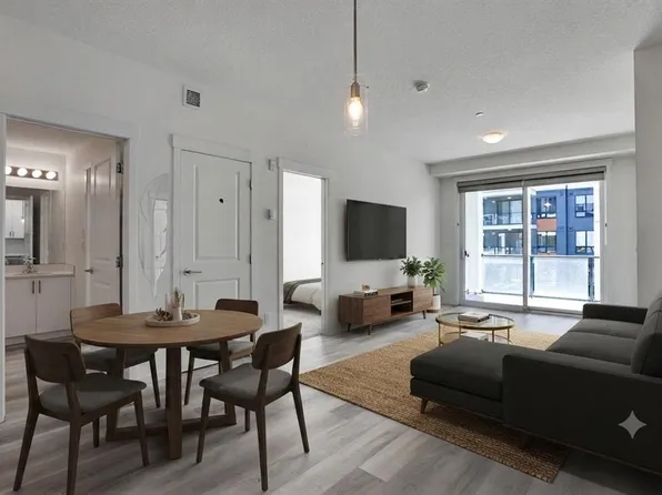 15 N Sage Meadows Lndg NW #5216, Calgary, AB T3P 1E5