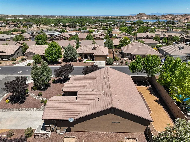 2905 Leonita Ct — Photo 43