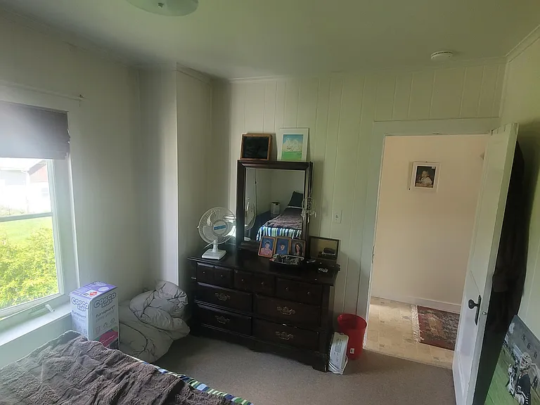 140 Pearl St — Photo 5