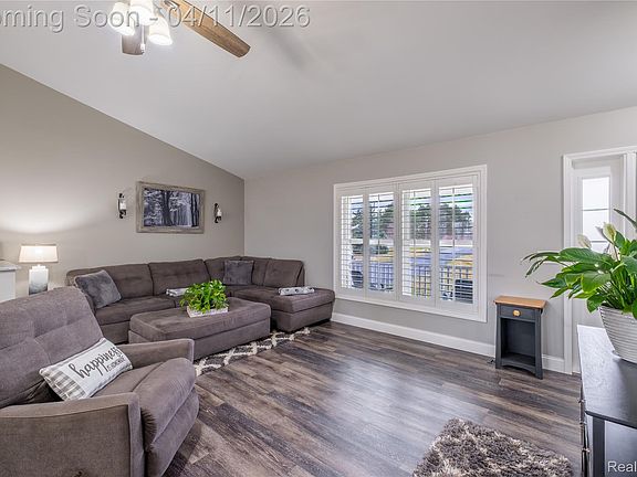 5th image of 6072 Fish Lake Rd
