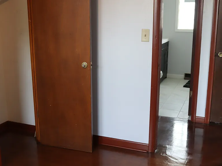 305 S 74th St #2 — Photo 20