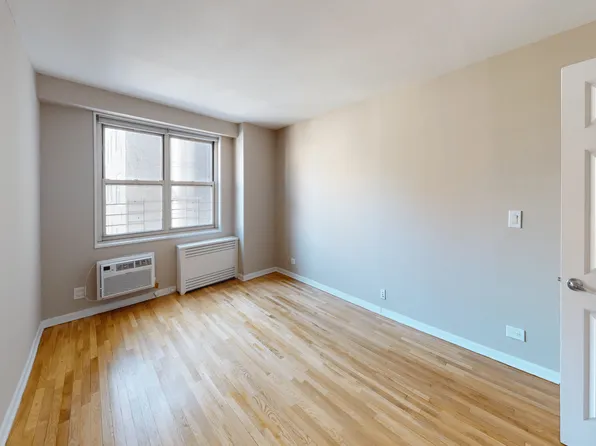 310 Greenwich Street image 7 of 12