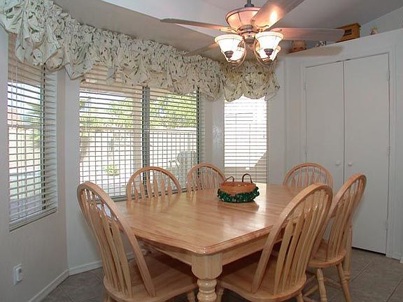 Breakfast Nook