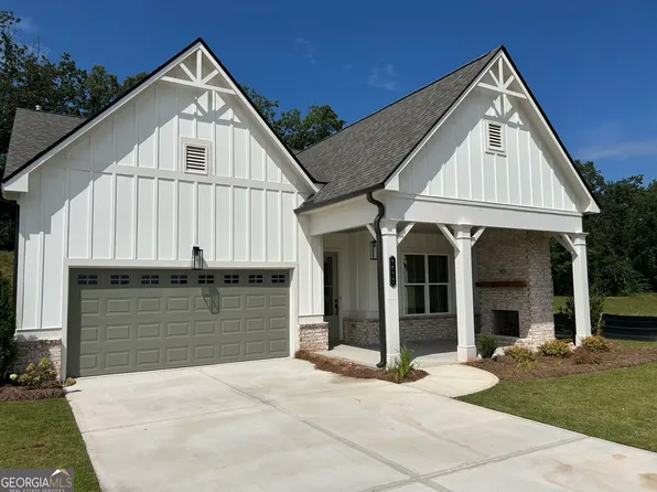 1553 Assembly Cir, Gainesville, GA 30501