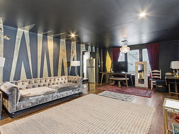 3rd image of 16800 Santa Rosa Dr