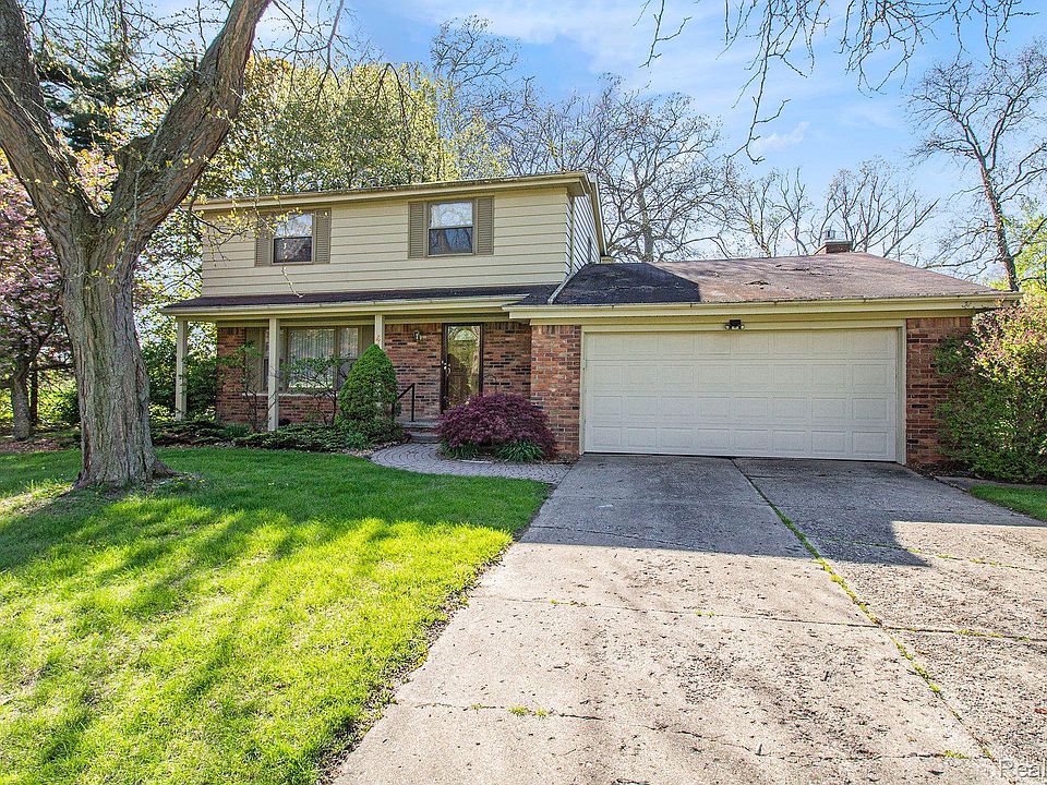 1st image of 4196 Crestknoll Dr