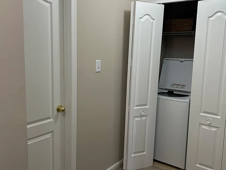 104 Kennedy Ln — Photo 12