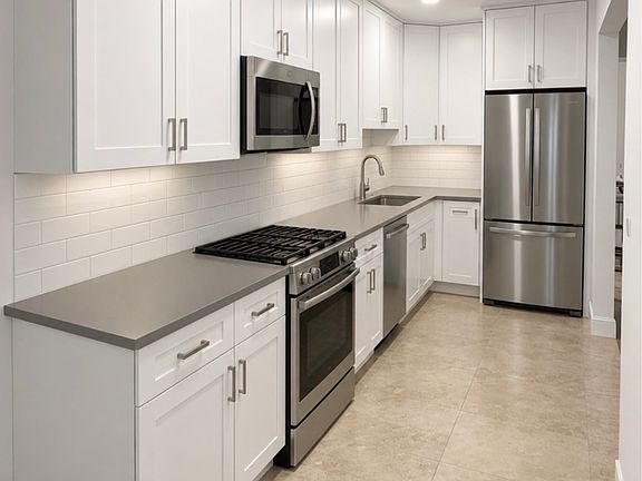 3rd image of 2880 SW 37th Ave #2882