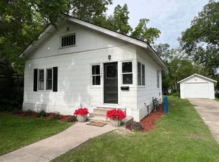 1142 Lincoln Ave, Detroit Lakes, MN 56501