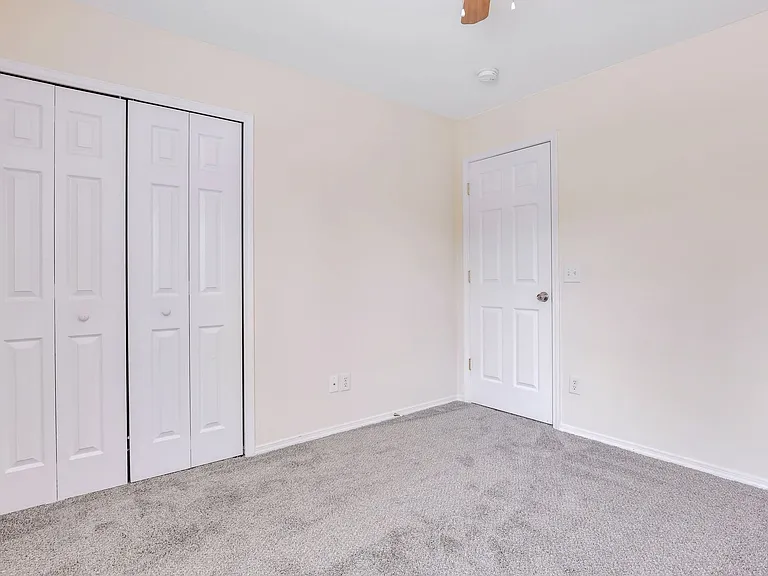 51 Fairgreen St — Photo 25