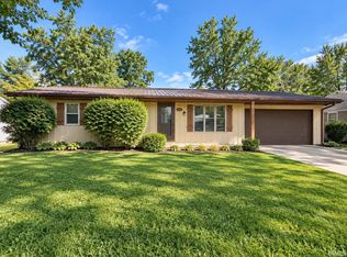 7908 S Hickory Ln, Daleville, IN 47334