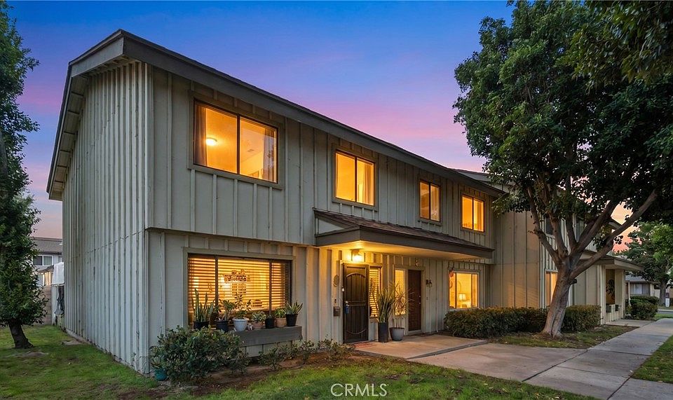 1st image of 10015 Karmont Ave