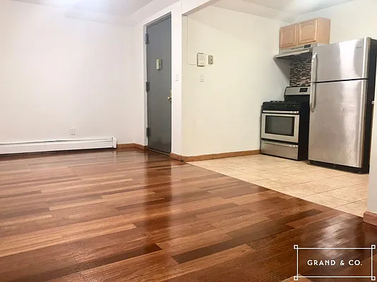 Rented by Grand & Co. | media 28