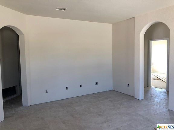 2nd image of 6400 Treiber Dr
