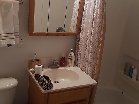 3rd image of 1730 Liberty Ln APT 23