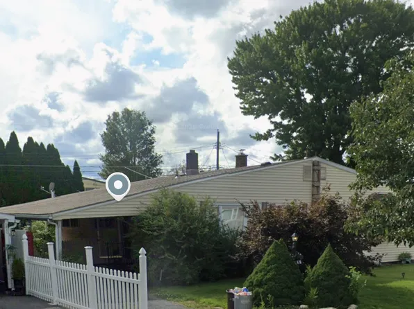 1527 Livingston St, Bethlehem, PA 18017