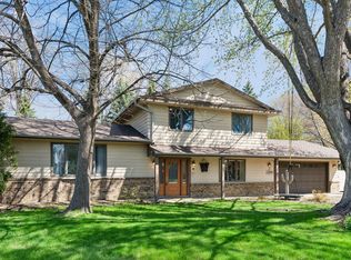 3970 Yorktown Ln N, Plymouth, MN 55441