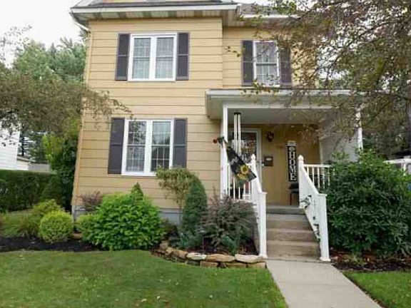 2nd image of 718 Hall Ave