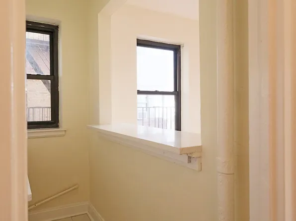 70 Clark Street image 24 of 46