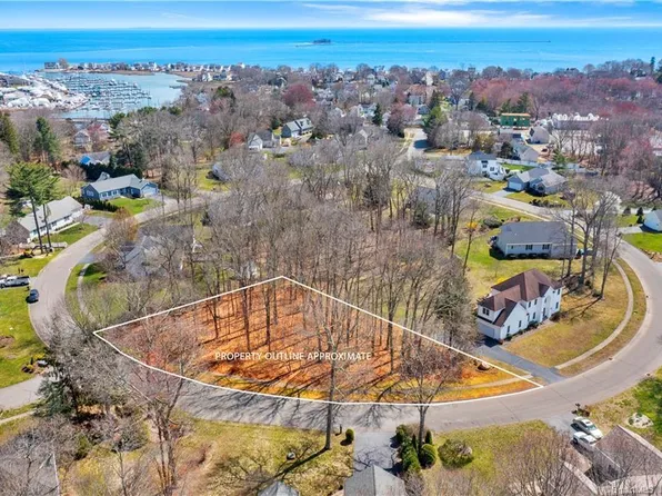 121 Osprey Circle, Westbrook, CT 06498