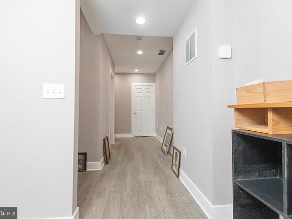 4th image of 2029 N Pulaski St