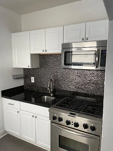 2851 Sheridan Ave #101 Photo 1