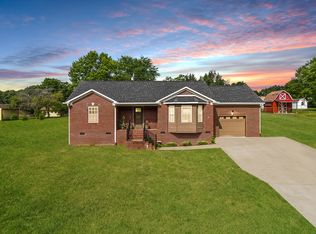 518 S Oak St, Hohenwald, TN 38462