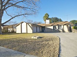 5127 Hacienda Dr, San Antonio, TX 78233