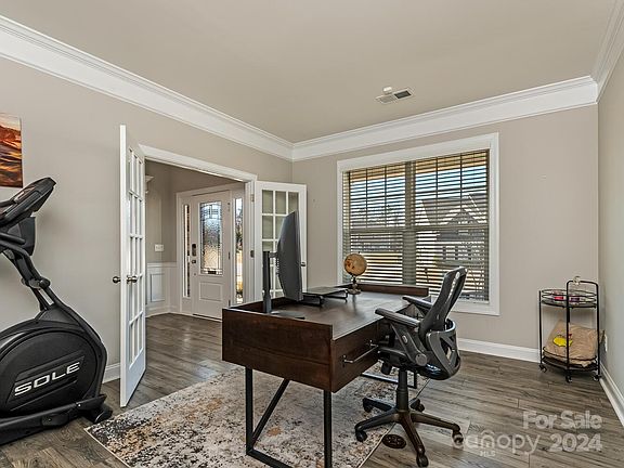 4th image of 8713 Auburn Whisper Ln