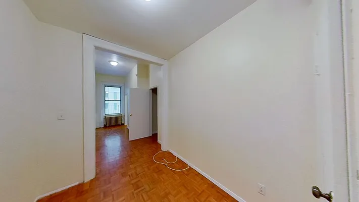 Rented by Bond New York | media 12