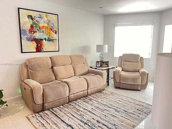 2nd image of 18760 NE 18th Ave APT 237