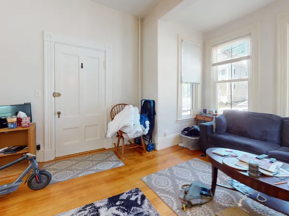 41 Laurel St #2, Somerville, MA 02143