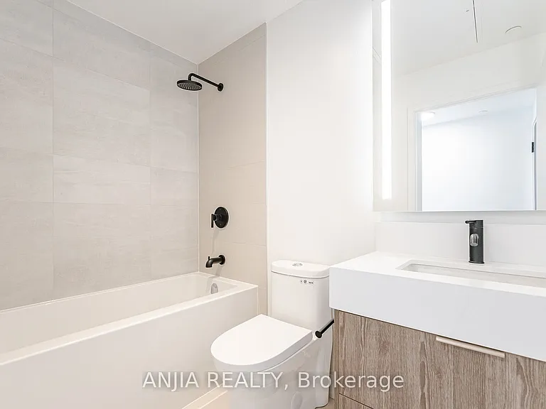 308 Jarvis St #3306 — Photo 8