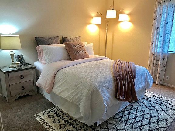 5th image of 246 E Fern Ave APT 202