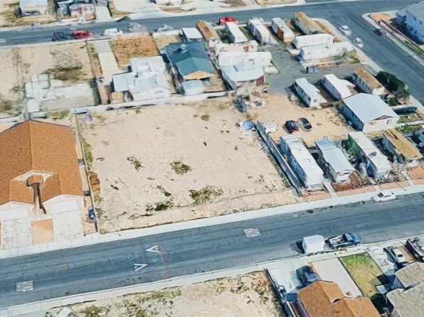 1360 Hassell Ave, Las Vegas, NV 89106