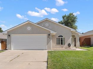 814 Edna Ln, Pueblo, CO 81005