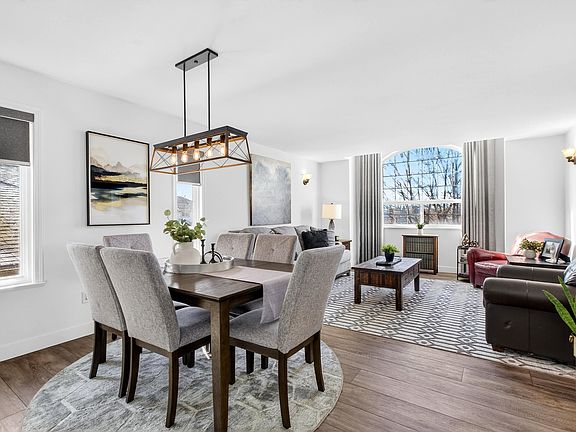 4th image of 23706 Tamarack Ln