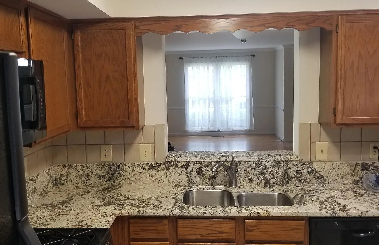 3 bed, 3.5 bath, 1532 sqft, $2,800 — Photo 4