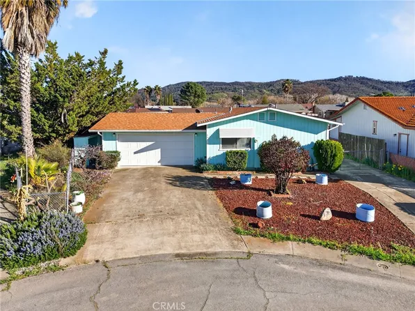 584 Bass Ln, Clearlake Oaks, CA 95423