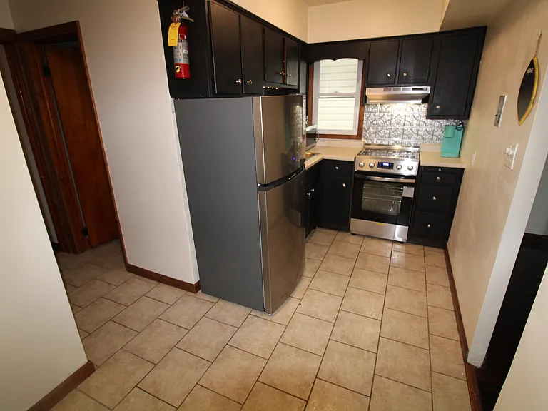 218 Alexander Ave #APART1 — Photo 14