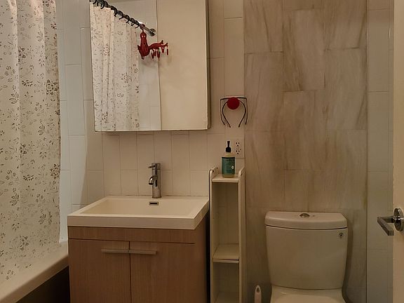 5th image of 74 Grand Ave #3K