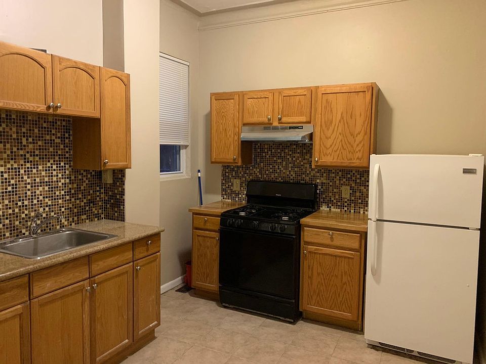 1st image of 425 N 40th St #C