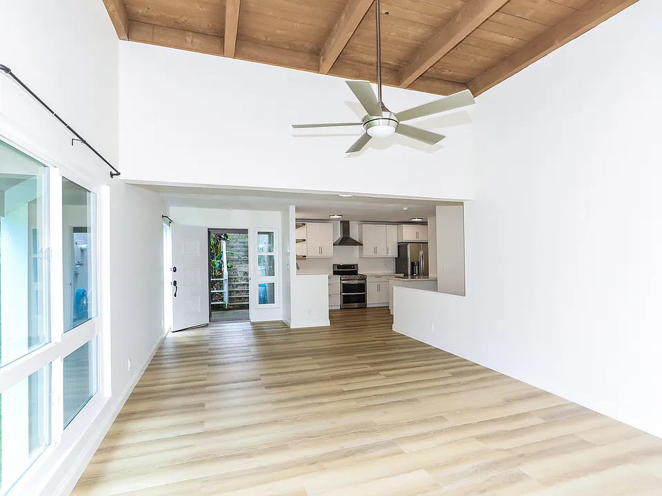 44-173 Laha St #6