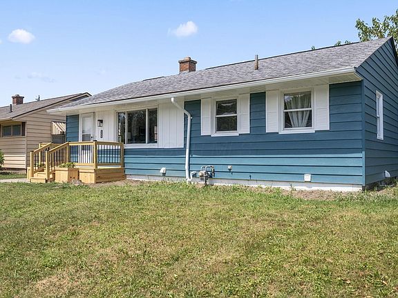 3rd image of 2288 Fenton St