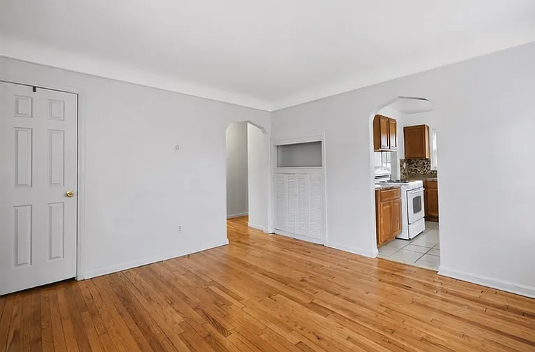 2 bed, 700 sqft, $1,450 — Photo 3