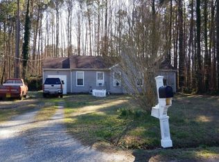 8226 Circle Dr, Hayes, VA 23072
