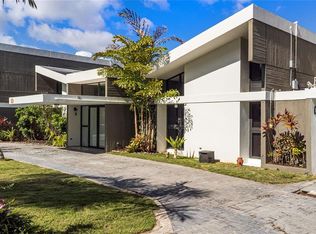 26 E Sunset Hl, Guaynabo, PR 00969